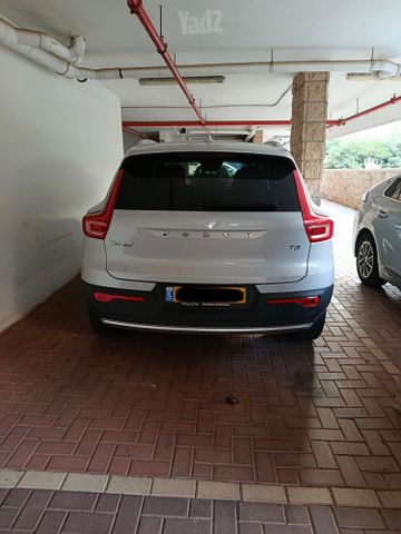 וולוו XC40