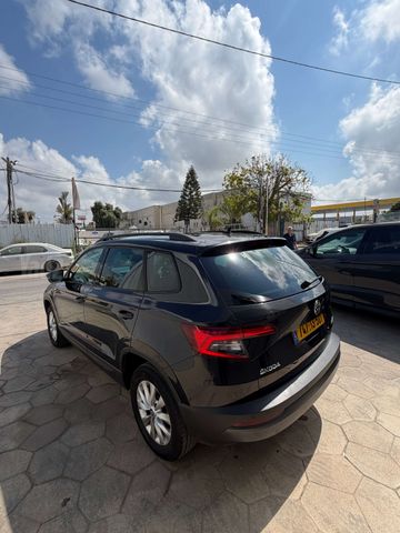 מודעת רכב סקודה קארוק