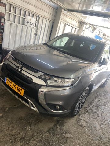 מודעת רכב מיצובישי אאוטלנדר