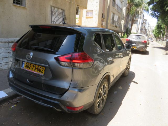 ניסאן אקס טרייל