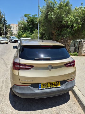 מודעת רכב אופל קרוסלנד X