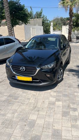 מודעת רכב מאזדה CX-3