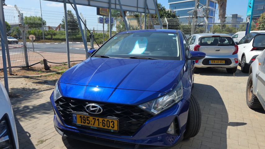 יונדאי i20