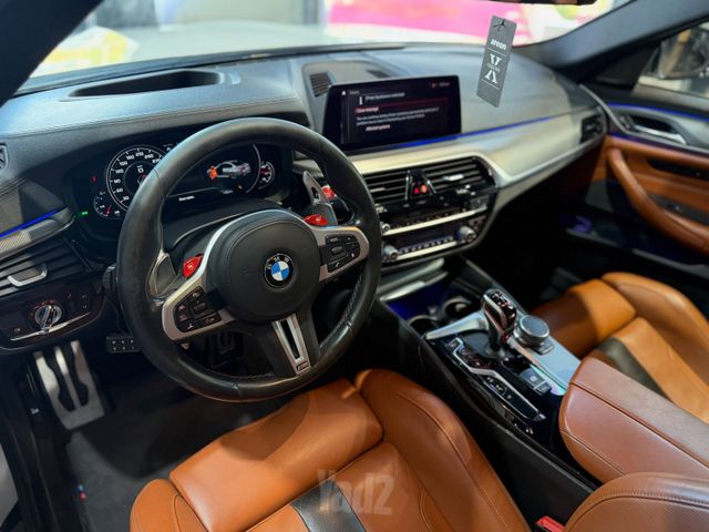 ב מ וו M5