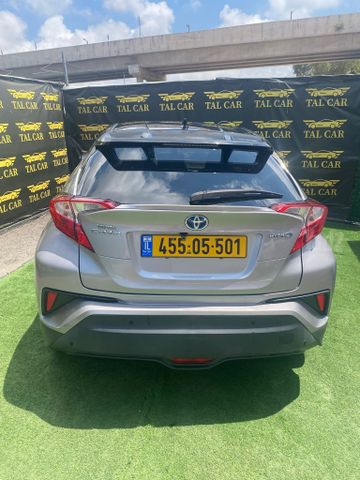 טויוטה C-HR