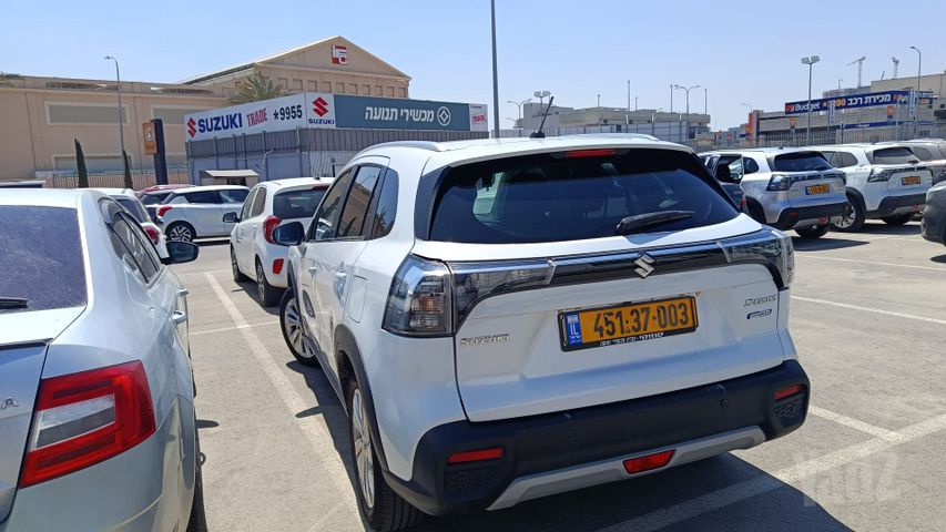 סוזוקי S-Cross