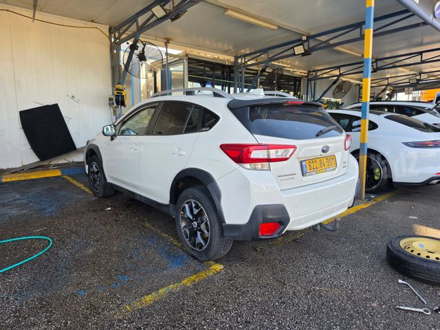 סובארו XV