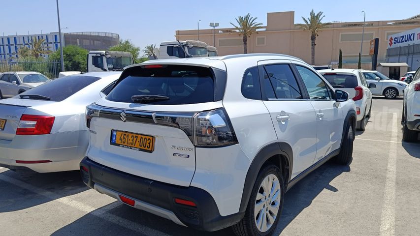 סוזוקי S-Cross