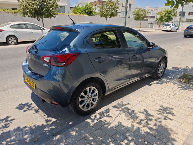מאזדה 2