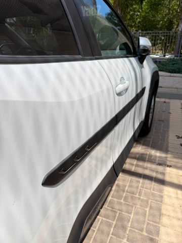 מודעת רכב טויוטה יאריס קרוס