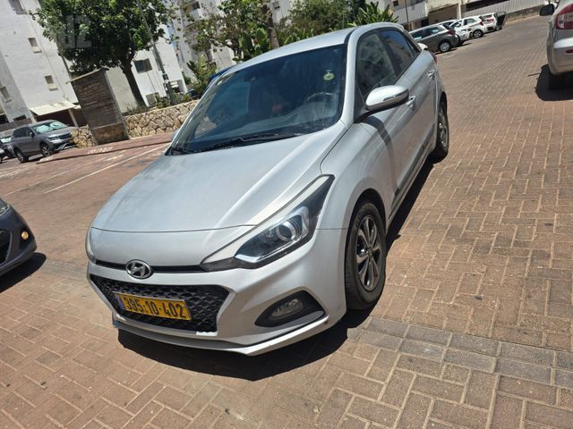 יונדאי i20
