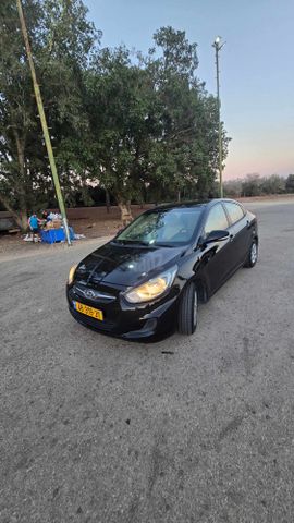 יונדאי אקסנט i25
