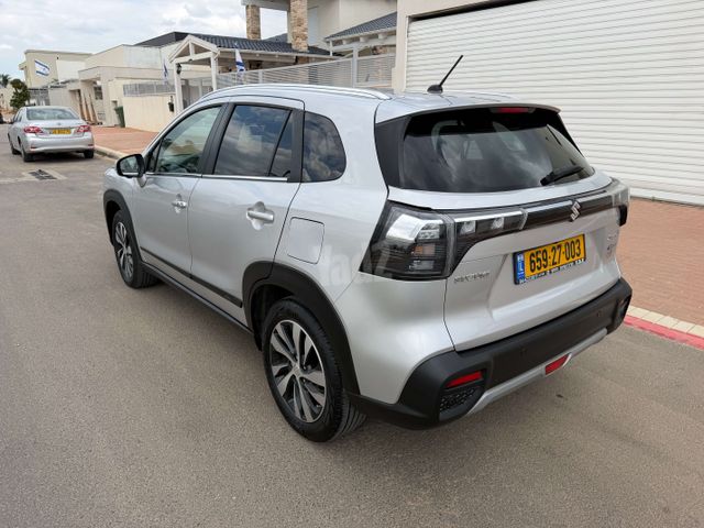 סוזוקי S-Cross
