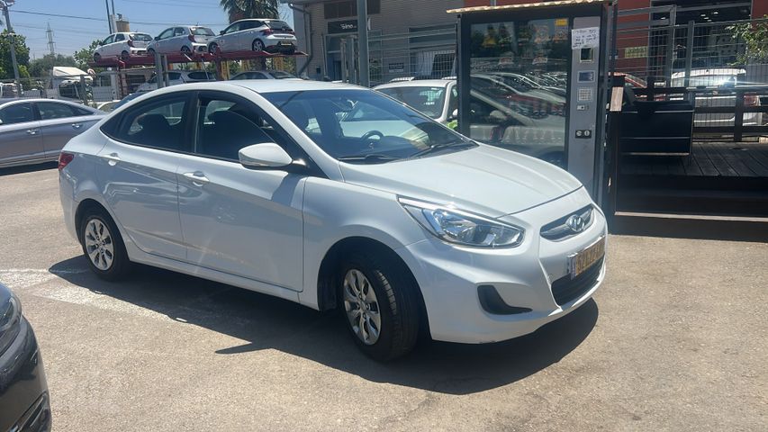יונדאי אקסנט i25