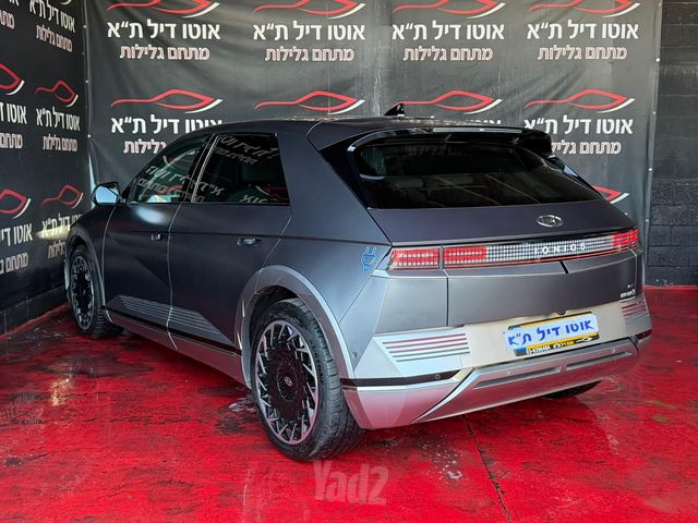 יונדאי איוניק 5