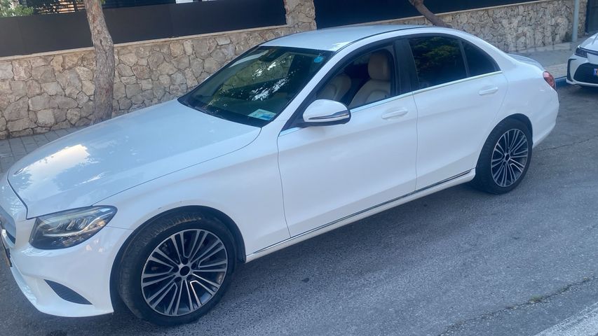 מרצדס-בנץ C-class