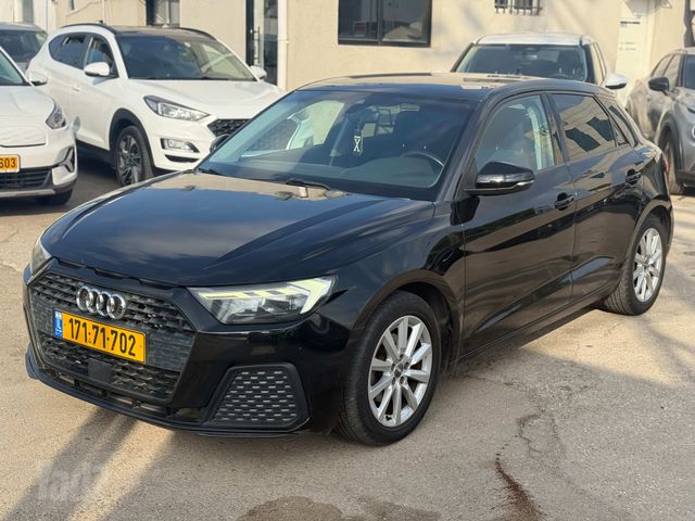 מודעת רכב אאודי A1