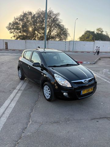 יונדאי i20
