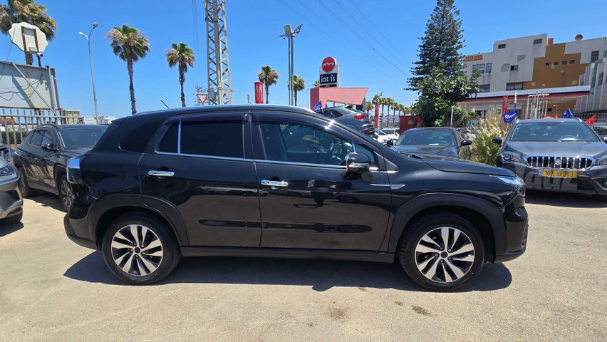 סוזוקי S-Cross