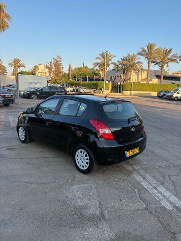 יונדאי i20