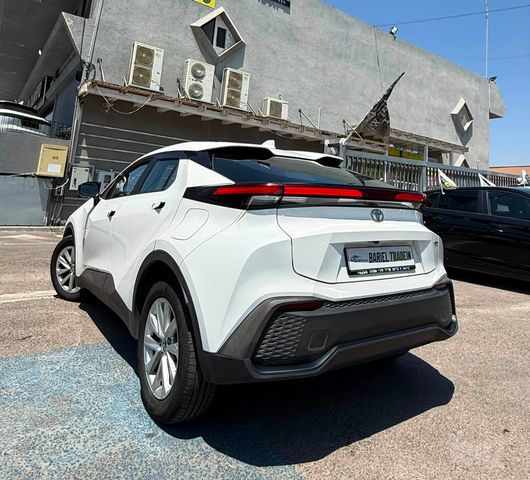 טויוטה C-HR