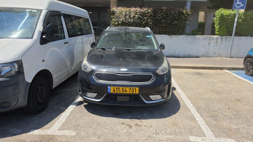 קיה נירו