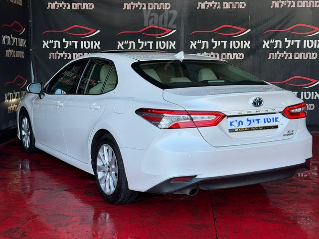 טויוטה קאמרי
