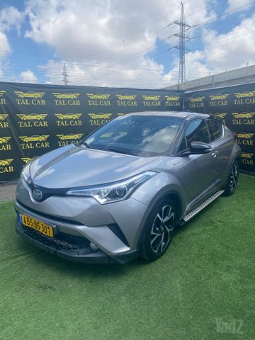 מודעת רכב טויוטה C-HR