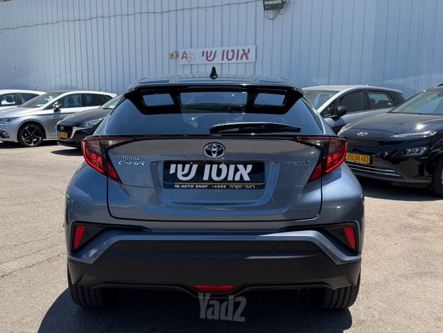 טויוטה C-HR