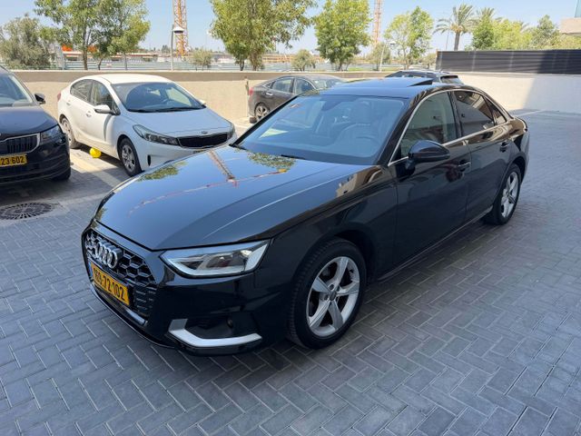 אאודי A4