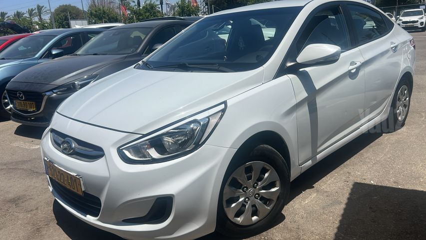 יונדאי אקסנט i25