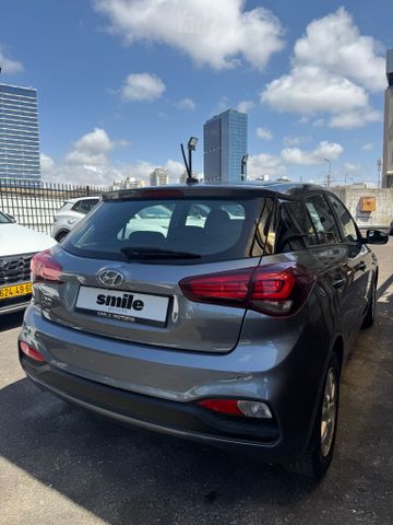 יונדאי i20