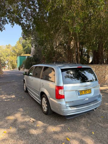 קרייזלר גראנד וויאג'ר