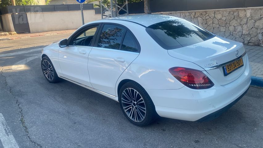 מרצדס-בנץ C-class