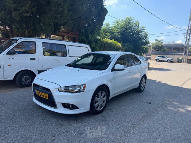 מודעת רכב מיצובישי לנסר