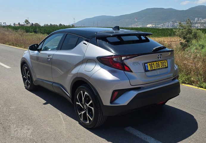 טויוטה C-HR