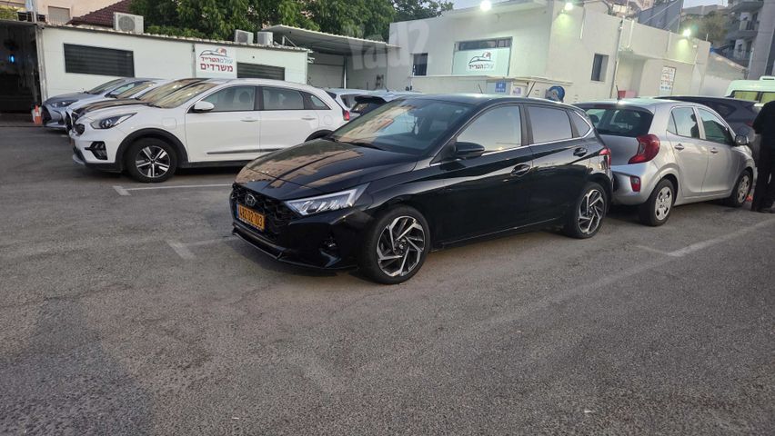 יונדאי i20