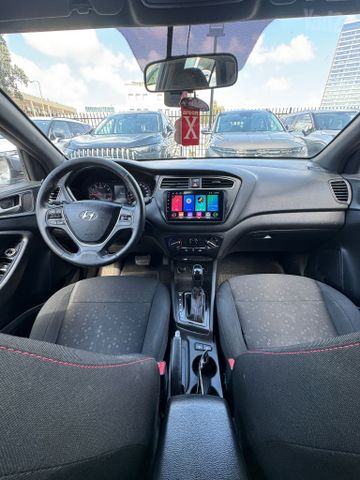 יונדאי i20