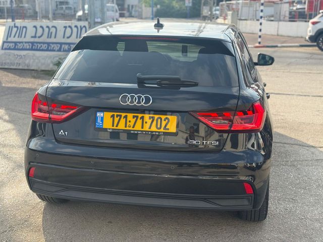 אאודי A1
