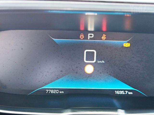 פיג'ו 3008