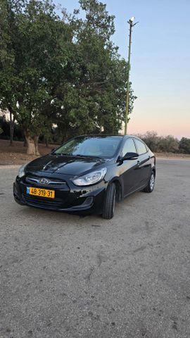 יונדאי אקסנט i25