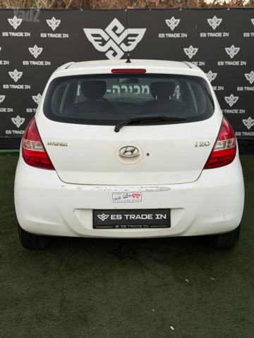 יונדאי i20
