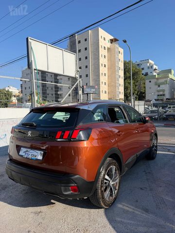 פיג'ו 3008