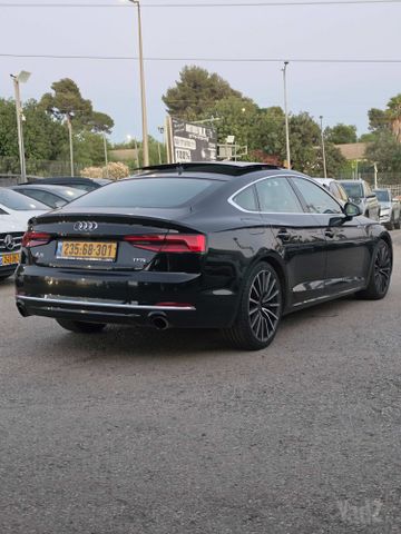 אאודי A5
