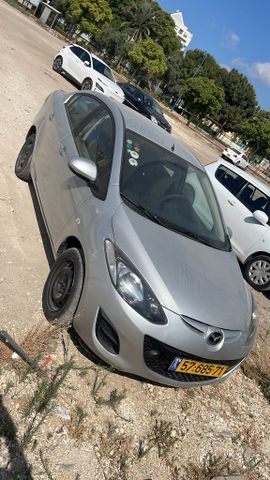 מודעת רכב מאזדה 3