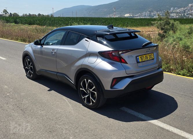 טויוטה C-HR