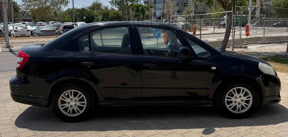 סוזוקי SX4