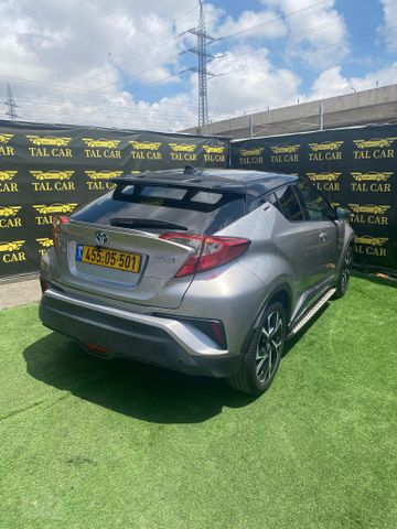 טויוטה C-HR