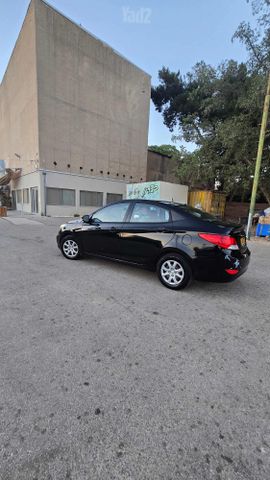 יונדאי אקסנט i25