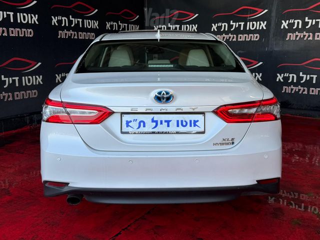 טויוטה קאמרי